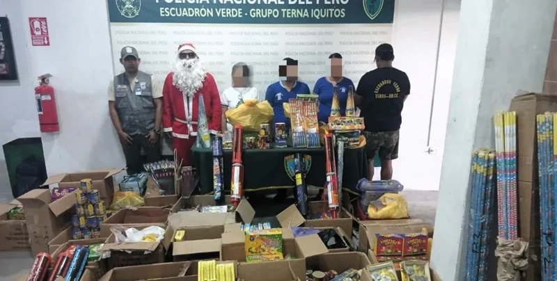 
        Операция Рождество: копы в&nbsp;костюмах Санта-Клаусов обезвредили опасную банду    