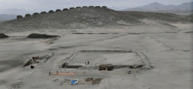 В Перу нашли самое древнее в Америке астрономическое сооружение (3 фото) В Перу нашли самое древнее в Америке астрономическое сооружение (3 фото)