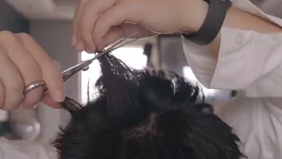 
        Китайский мужчина показал невероятное преображение    