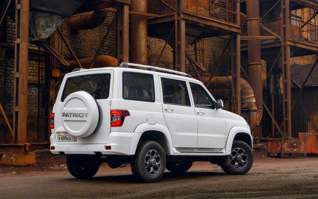УАЗ показал новый Патриот — это первый рестайлинг за 10 лет УАЗ показал новый Патриот — это первый рестайлинг за 10 лет
