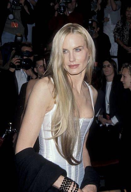 Дэрил Ханна отмечает 65-летие