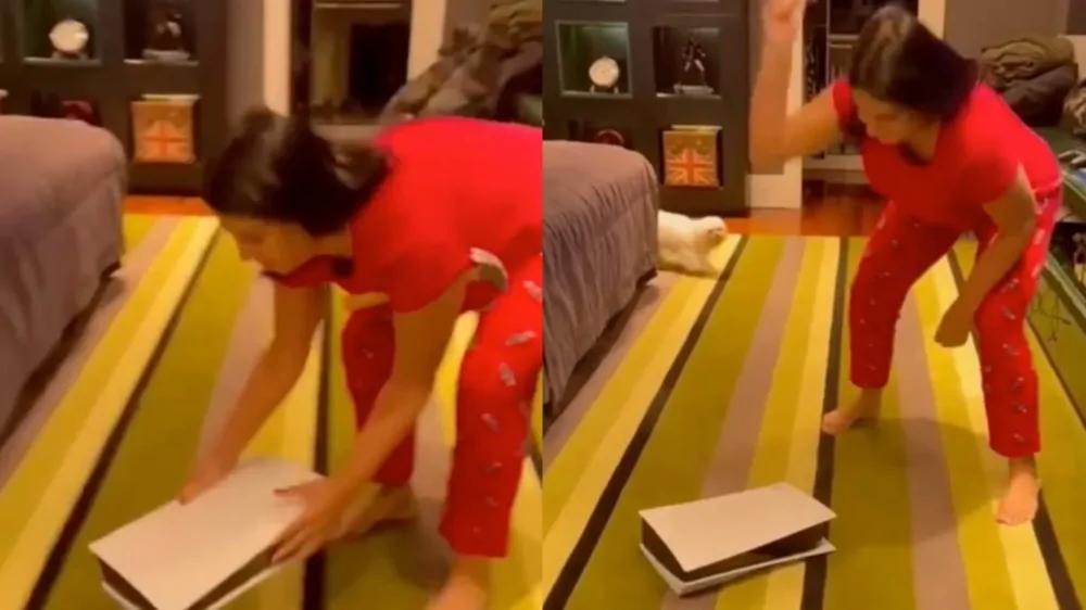 
        Мать разбила PS5&nbsp;сына, объяснив это&nbsp;&laquo;воспитанием&raquo;    