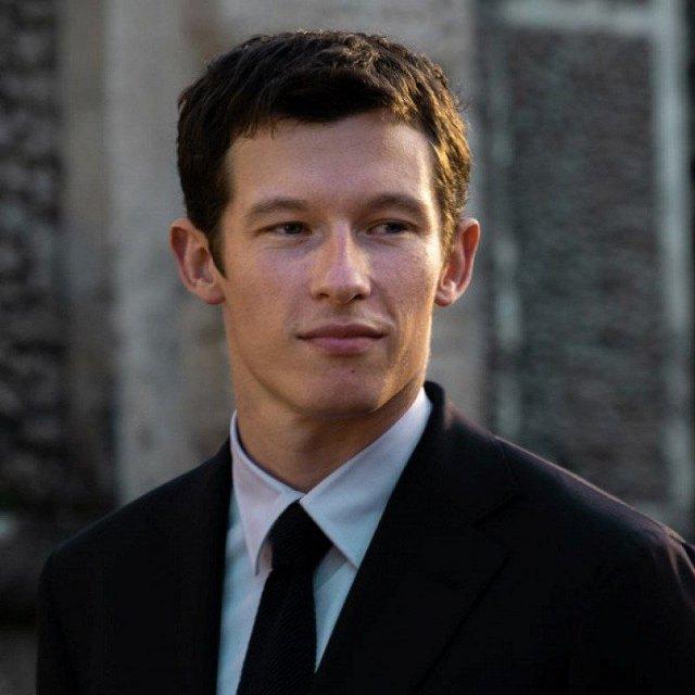 Новый претендент на роль Джеймса Бонда - этот актер является бойфрендом певицы Дуа Липы Новый претендент на роль Джеймса Бонда - этот актер является бойфрендом певицы Дуа Липы