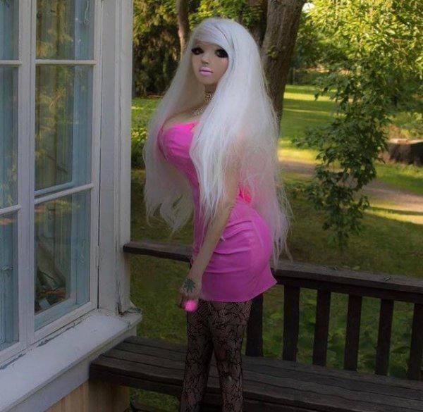 Подборка самых смешных работ от онлайн-мастеров фотошопа Подборка самых смешных работ от онлайн-мастеров фотошопа