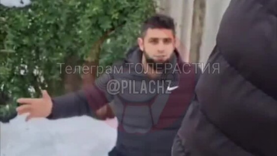 
        Глава цыганской семьи извинился за&nbsp;свою жену и&nbsp;детей    