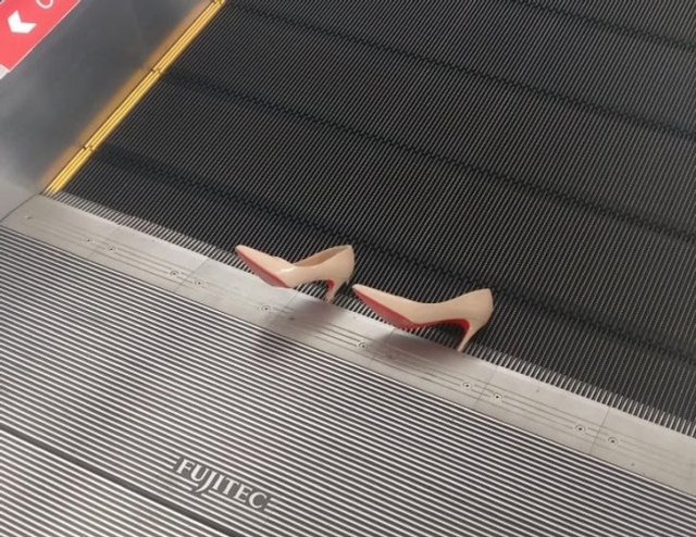 Неприятности случаются: примеры того, как людям не повезло (21 фото) Неприятности случаются: примеры того, как людям не повезло (21 фото)