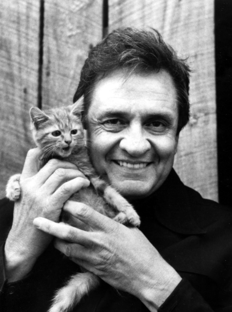 23 винтажных снимка, демонстрирующих неразрывную связь знаменитостей с их пушистыми компаньонами
23 винтажных снимка, демонстрирующих неразрывную связь знаменитостей с их пушистыми компаньонами