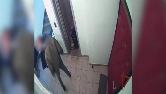 Мужчина ударил пожилую соседку, к которой часто приезжают интернет-заказы
Мужчина ударил пожилую соседку, к которой часто приезжают интернет-заказы