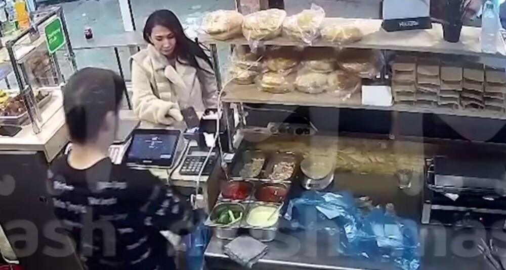 
        Парень напал на&nbsp;работника закусочной в&nbsp;Уфе    