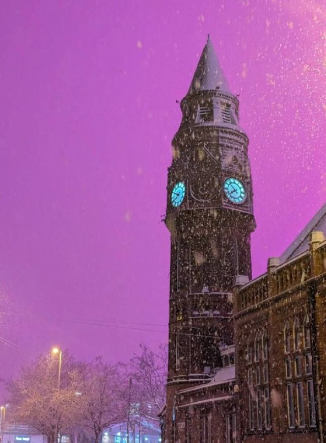 Розовое небо в Бирмингеме (6 фото + 4 видео)