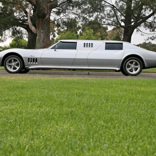 Лимузин на базе Chevrolet Corvette 1969 года (17 фото)