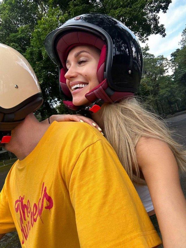 Кристина Асмус забыла голые сцены из фильма "Текст" и показала нового парня Кристина Асмус забыла голые сцены из фильма "Текст" и показала нового парня