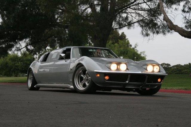 Лимузин на базе Chevrolet Corvette 1969 года