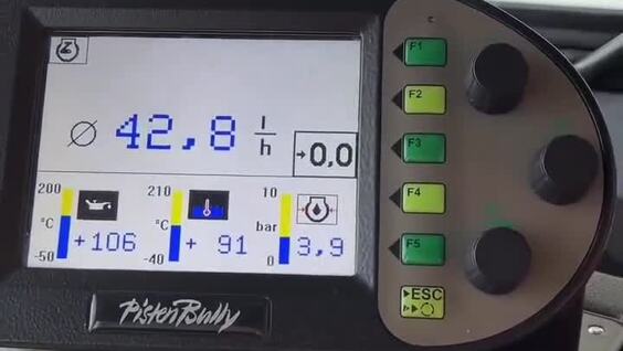 
        Доставка припасов на&nbsp;станцию Восток: экстремальные километры Антарктиды    