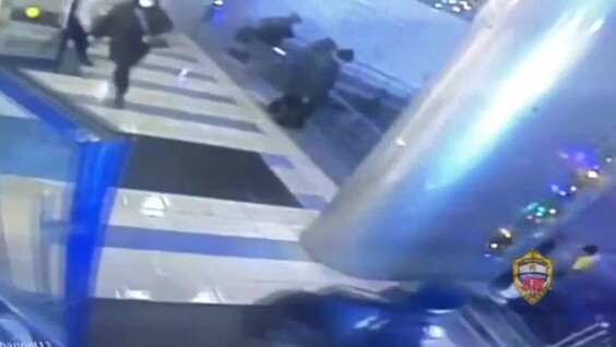 Женщина украла миллион рублей из рюкзака москвича
Женщина украла миллион рублей из рюкзака москвича