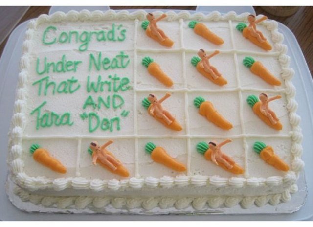 Странные свадебные торты (17 фото) Странные свадебные торты (17 фото)