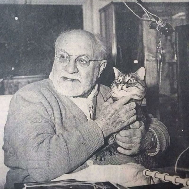 23 винтажных снимка, демонстрирующих неразрывную связь знаменитостей с их пушистыми компаньонами
23 винтажных снимка, демонстрирующих неразрывную связь знаменитостей с их пушистыми компаньонами