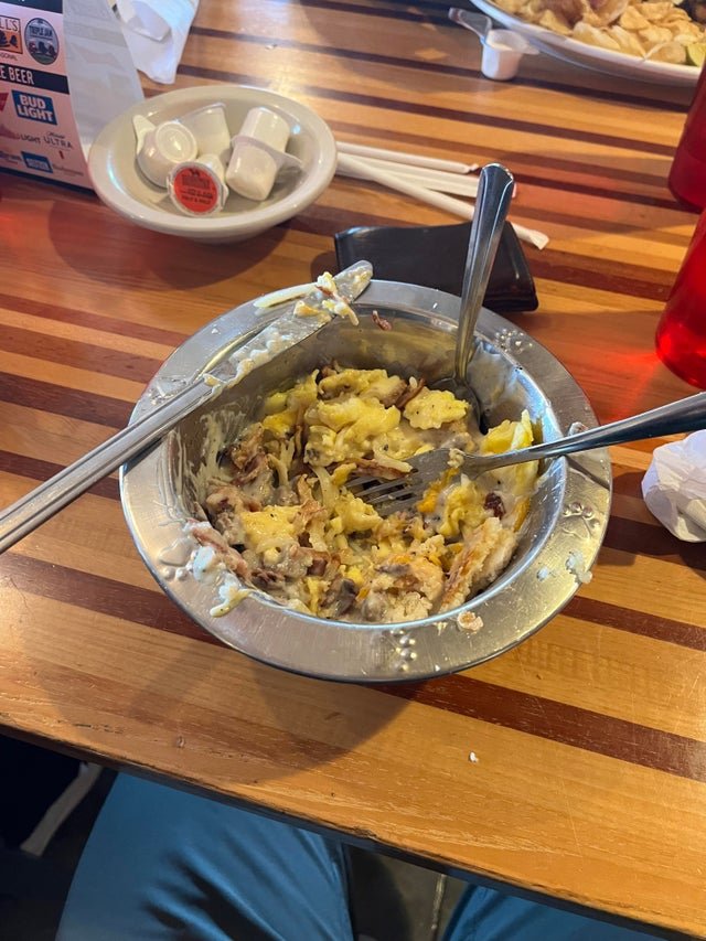 Нелепая подача блюд в кафе и ресторанах (21 фото)