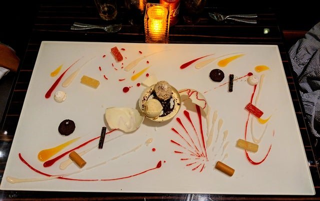 Нелепая подача блюд в кафе и ресторанах (21 фото)