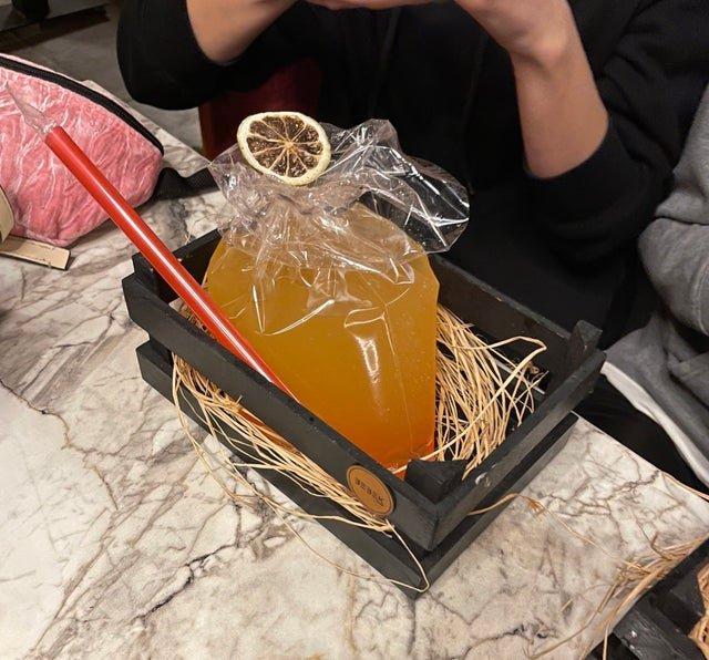 Нелепая подача блюд в кафе и ресторанах Нелепая подача блюд в кафе и ресторанах