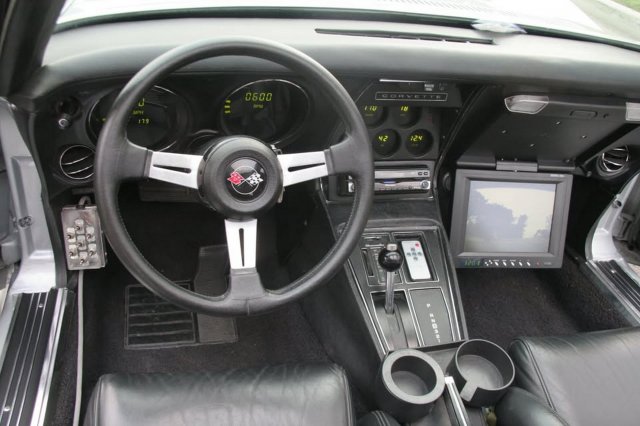 Лимузин на базе Chevrolet Corvette 1969 года (17 фото)