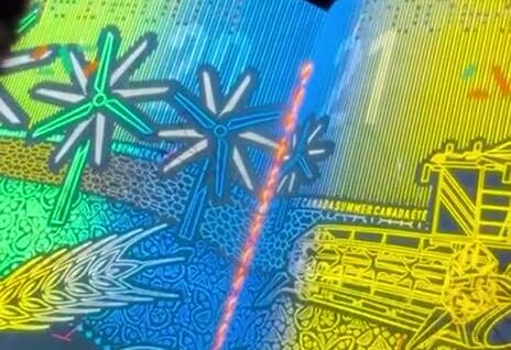 Пограничники в Беларуси показали паспорт Канады под ультрафиолетом
Пограничники в Беларуси показали паспорт Канады под ультрафиолетом