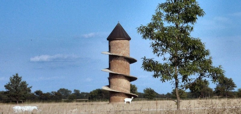 Тайная башня козьей радости в Иллинойсе
Тайная башня козьей радости в Иллинойсе