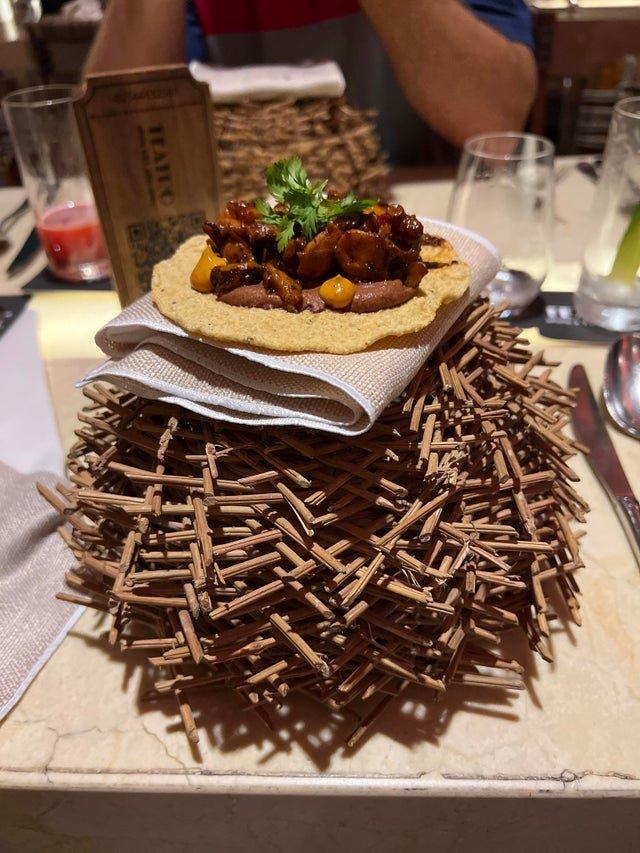 Нелепая подача блюд в кафе и ресторанах Нелепая подача блюд в кафе и ресторанах