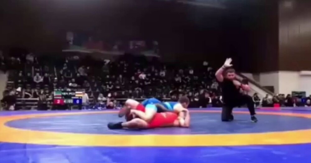 
        Неспортивное поведение атлета на&nbsp;соревнованиях по&nbsp;вольной борьбе в&nbsp;Грозном    