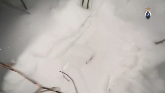 Бывший муж напал с ножом на нового ухажера жены
Бывший муж напал с ножом на нового ухажера жены