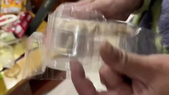 
        Коробка с&nbsp;фисташками    