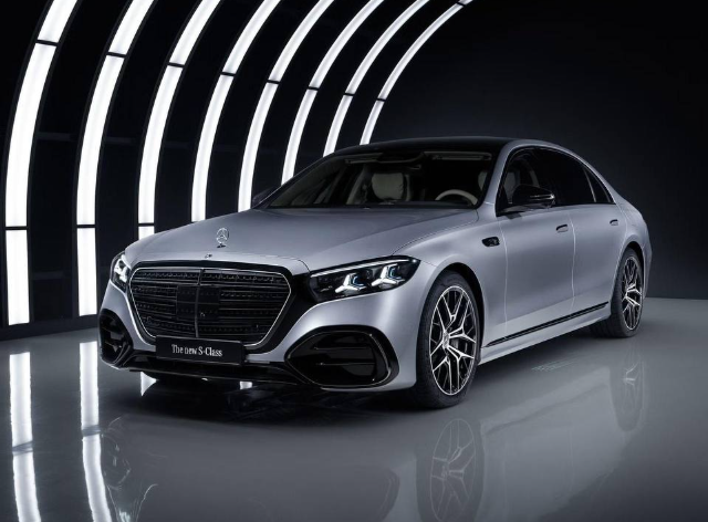 Рестайлинг Mercedes S-класса: что нового в машине
