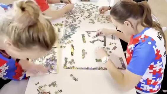 
        Чемпионат по&nbsp;скоростной сборке пазлов    