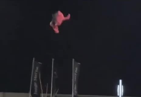 
        Сюрприз пошёл не&nbsp;по&nbsp;плану    