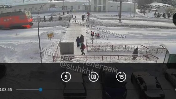 
        Электричка сбила женщину в&nbsp;Московской области    