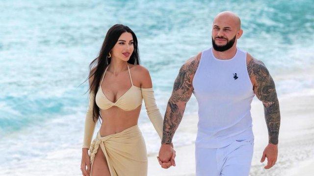 Самойлова пошла отжигать после развода с Джиганом: очень смелая фотосессия Оксаны