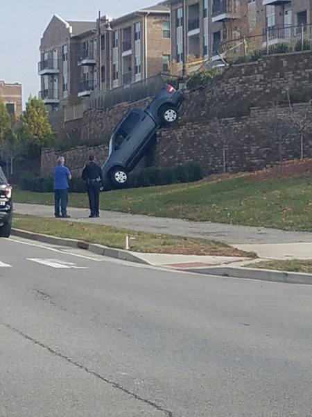 Неприятности случаются - 04.02.2026 (27 фото)