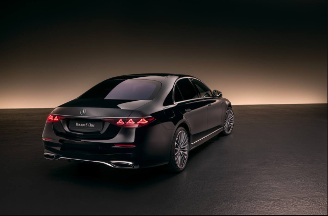 Рестайлинг Mercedes S-класса: что нового в машине