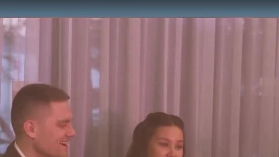 
        Просьбу невесты купить чипсы превратили в&nbsp;свадебный хит    