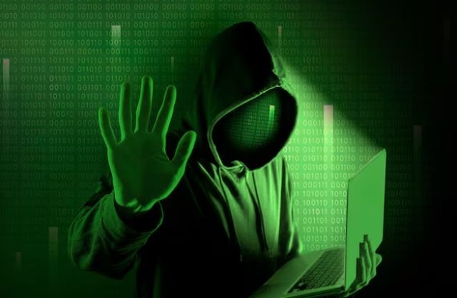 Внимание: хакеры начали распространять опасный вирус под видом приложений российских банков