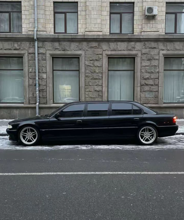 Необычная BMW