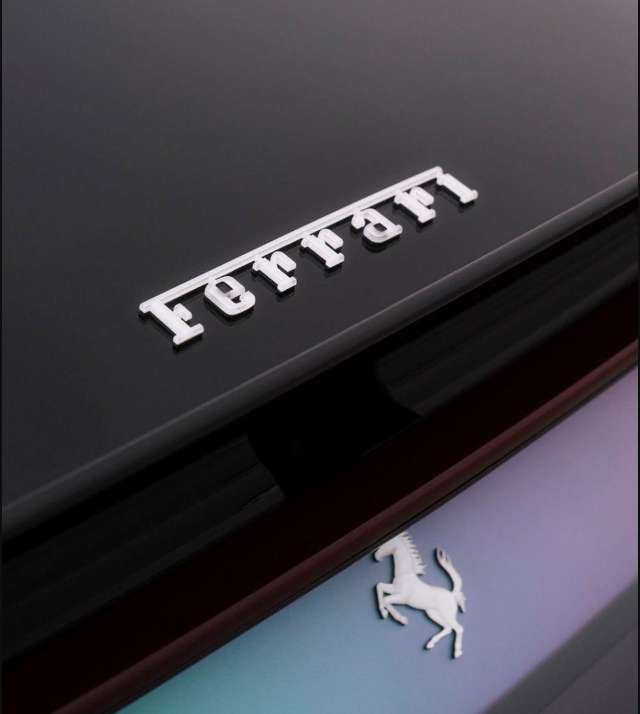 Спорткар-хамелеон от Ferrari