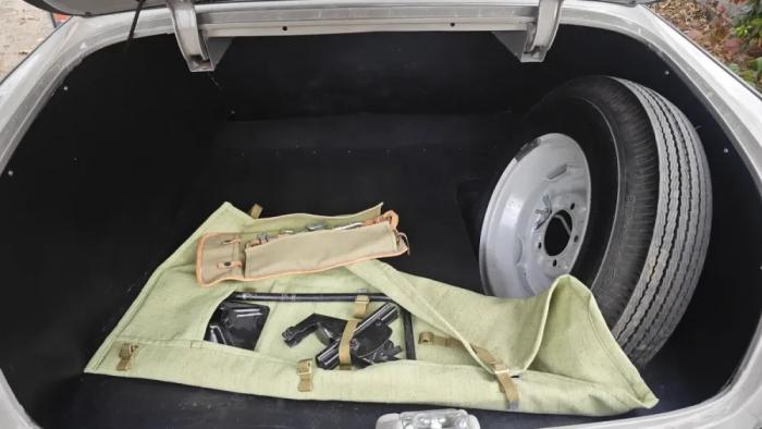 В продаже появилась редчайшая Волга с &laquo;автоматом&raquo;