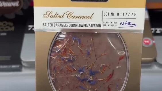 
        Девушка показала, как&nbsp;выглядит обычный супермаркет в&nbsp;Иране    