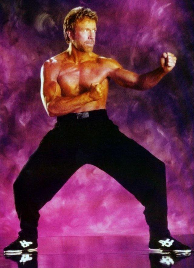 Чаку Норрису - 86: лучшие фото легенды