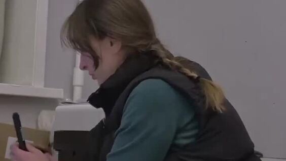 
        Сотрудница ПВЗ&nbsp;откровенно рассказала о&nbsp;&laquo;идеальной&raquo; лёгкой работе    