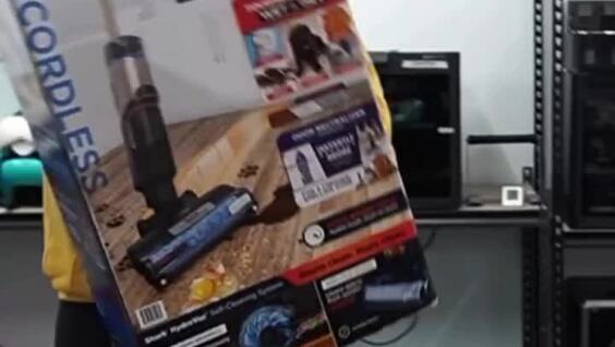 
        Девушка сделала робота Д-ОКа из&nbsp;&laquo;ВАЛЛ-И&raquo;    