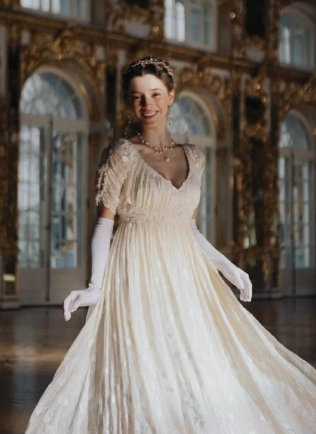 Кто сыграет Наташу Ростову в экранизации &laquo;Войны и мира&raquo; у Сарика Андреасяна