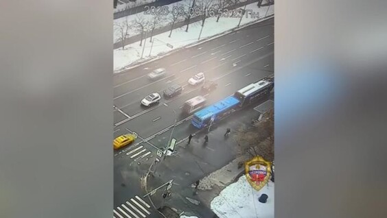 
        Мужчина подобрал оброненный телефон и&nbsp;стал фигурантом уголовного дела    