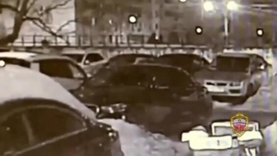 
        Приезжие избили и&nbsp;ограбили мужчину в&nbsp;Москве    